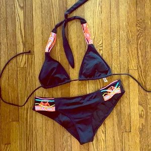 Victoria’s Secret black bikini